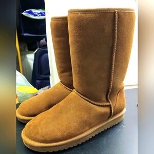 Koolaburra By UGG Victoria Boots